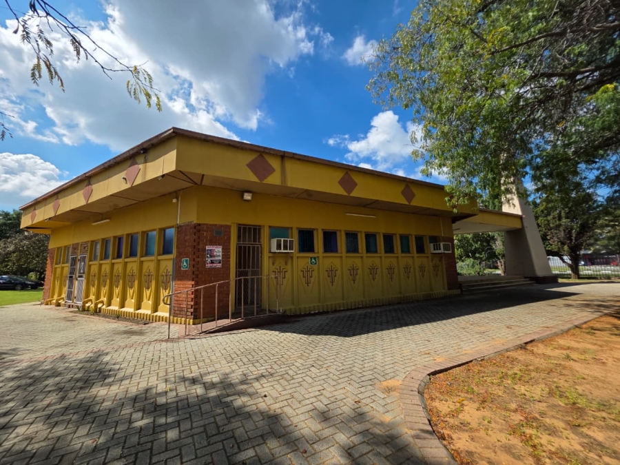Commercial Property for Sale in Rheederpark Free State